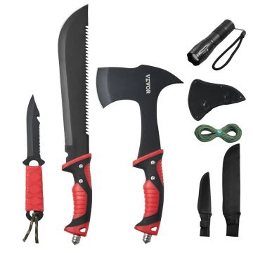 Retkiveitsisetti, jossa kirves, machete, taskulamppu ja paracord-naru